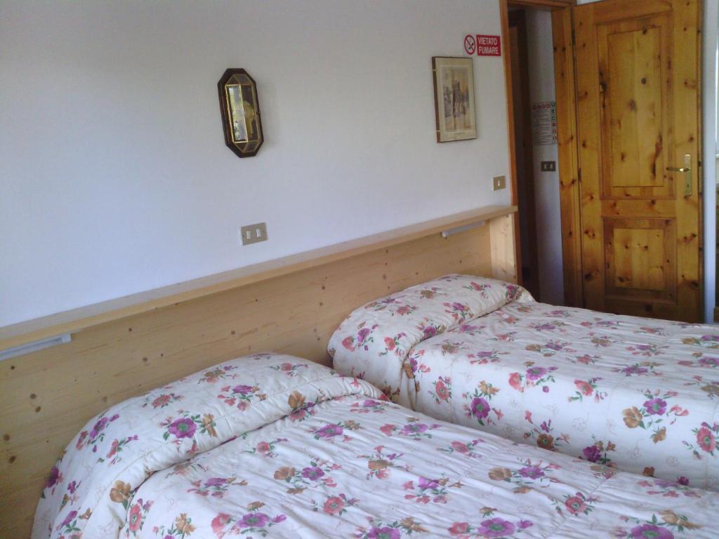 Hotel Savoia Debili Oulx Habitación foto
